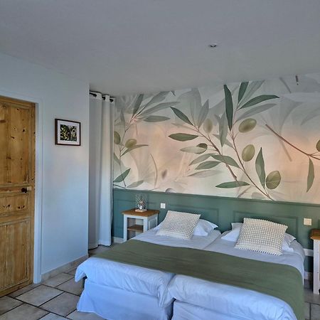 Saint-Saturnin-lès-Avignon Domaine Les Gendalis Bed & Breakfast エクステリア 写真