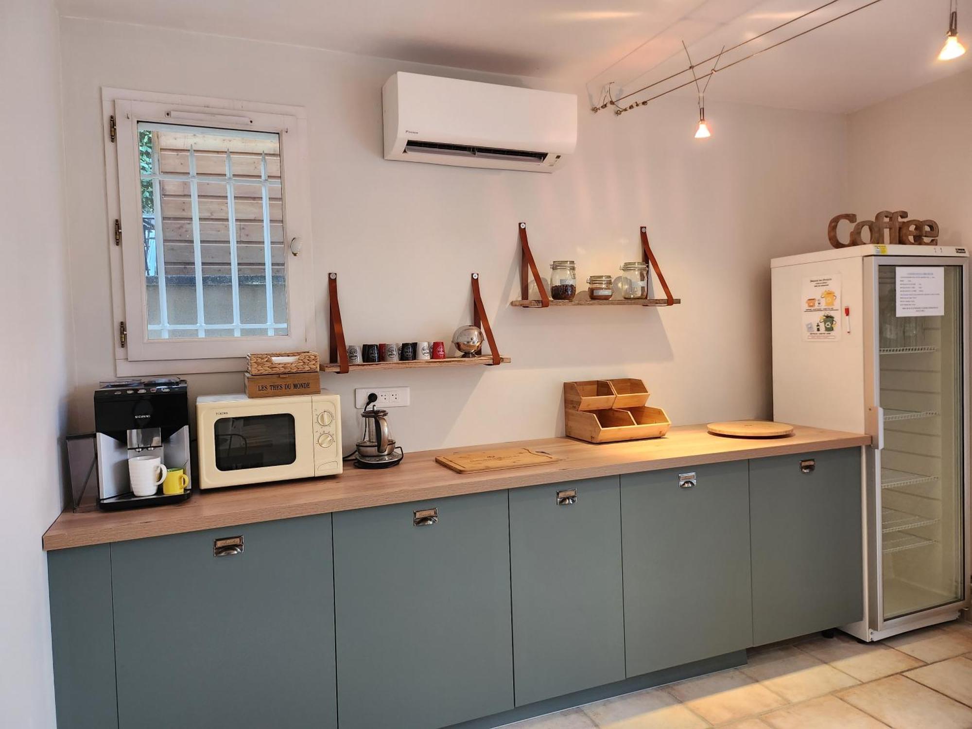 Saint-Saturnin-lès-Avignon Domaine Les Gendalis Bed & Breakfast エクステリア 写真